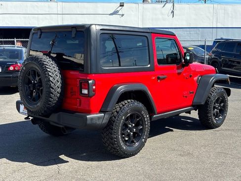 Used 2022 Jeep Wrangler Sport AWD/4WD image 3