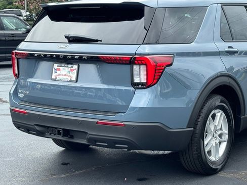 New 2025 Ford Explorer Active image 42