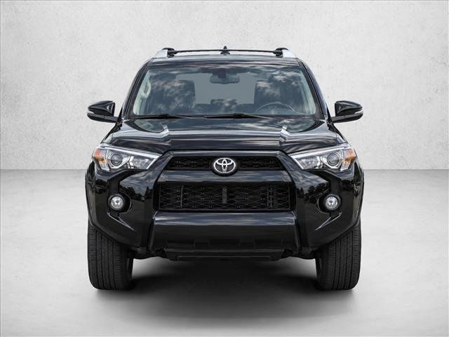 Used 2018 Toyota 4Runner SR5 Premium AWD/4WD image 2