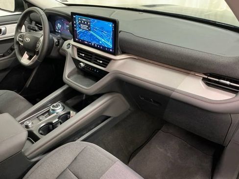 Used 2026 Ford Explorer Active AWD/4WD image 20