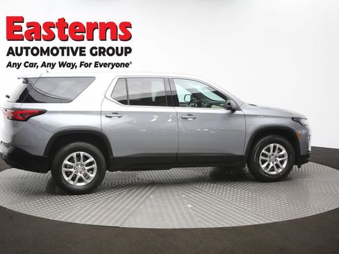 Used 2023 Chevrolet Traverse LS image 44