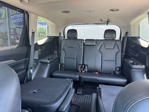 Used 2021 Kia Telluride EX w/ EX Premium Package AWD/4WD image 14