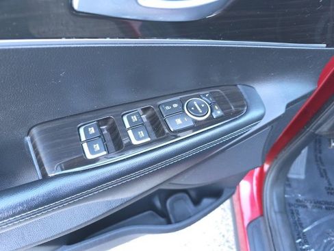 Used 2019 Kia Sorento LX image 22