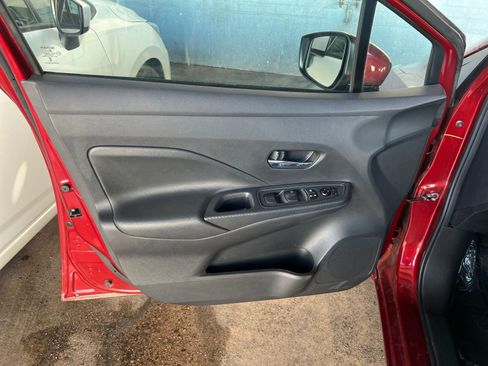 Used 2025 Nissan Versa SV w/ Trunk Package FWD image 18