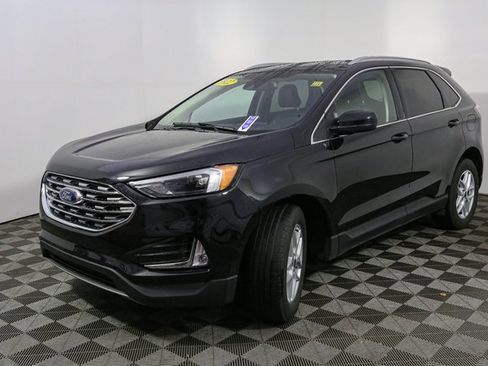 Used 2022 Ford Edge SEL w/ Convenience Package image 5