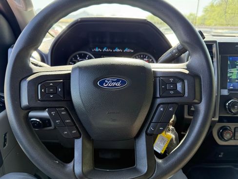 Used 2022 Ford F250 XLT w/ Black Appearance Package AWD/4WD image 17