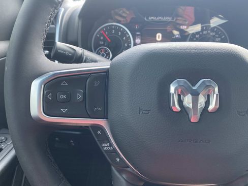 Used 2025 RAM 1500 Big Horn RWD image 33