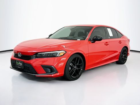 Used 2024 Honda Civic Sport image 3