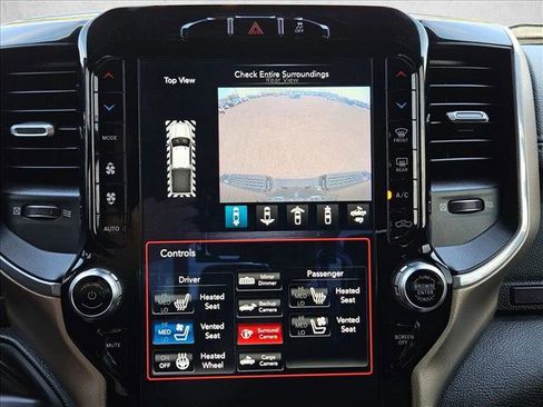 Used 2019 RAM 2500 Laramie w/ Night Edition image 16