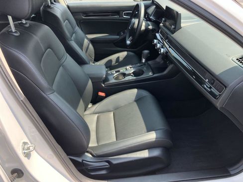 Used 2024 Honda Civic EX-L image 33
