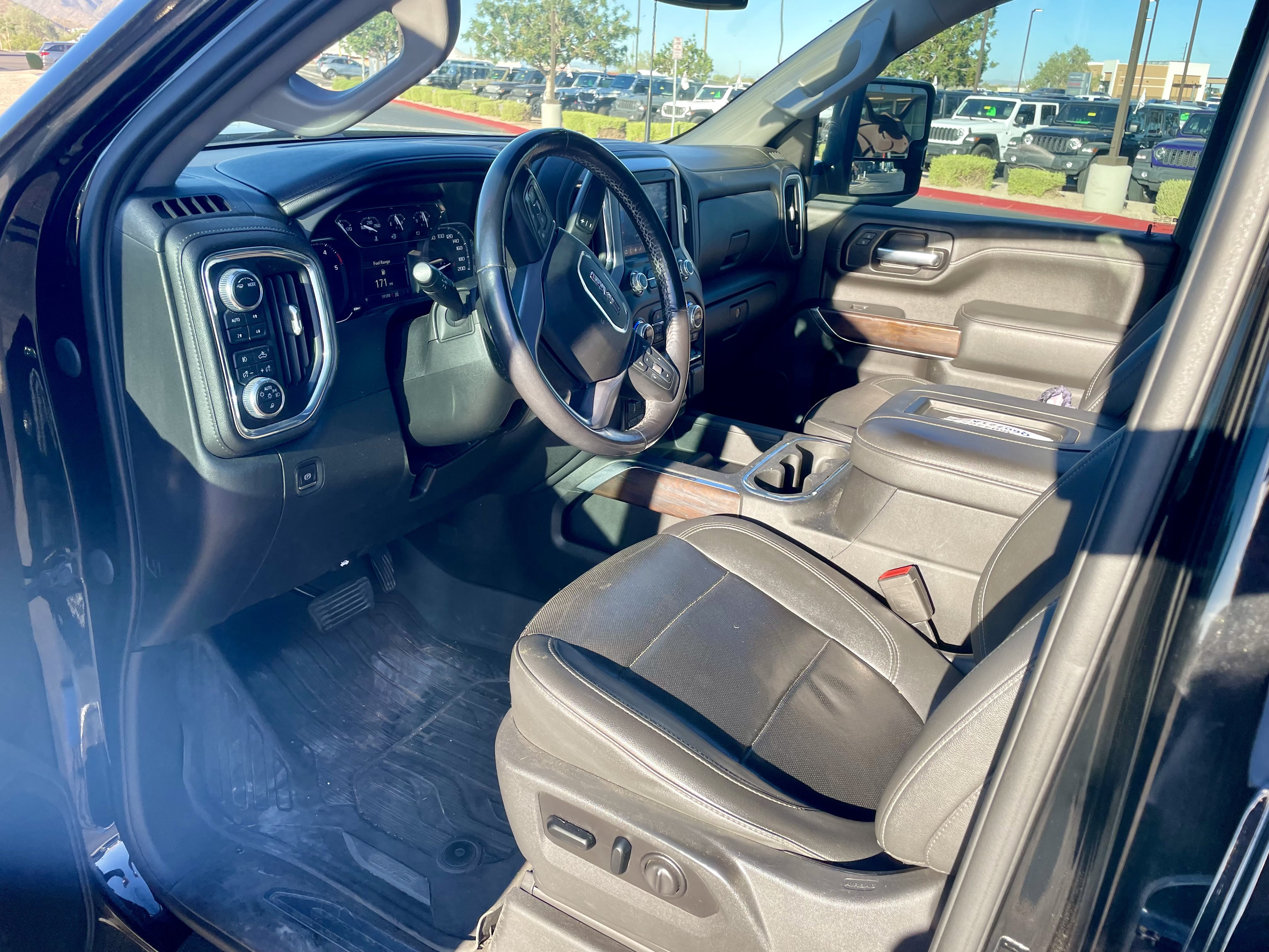 Used 2021 GMC Sierra 3500 SLT AWD/4WD image 10