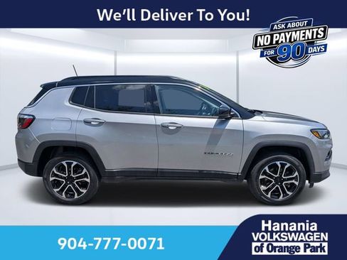 Used 2022 Jeep Compass Limited w/ Sun and Sound Group AWD/4WD image 2