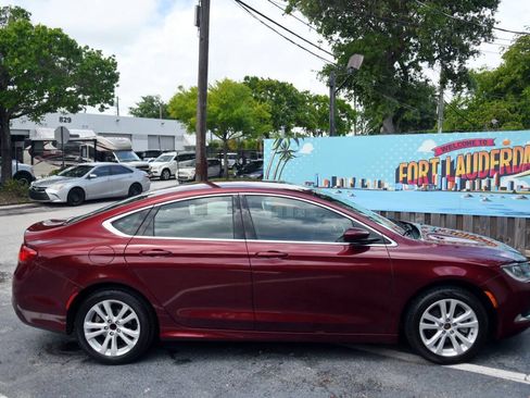 Used 2015 Chrysler 200 Limited FWD image 32