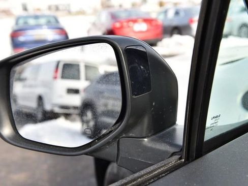 Used 2025 Subaru Outback Onyx Edition image 10