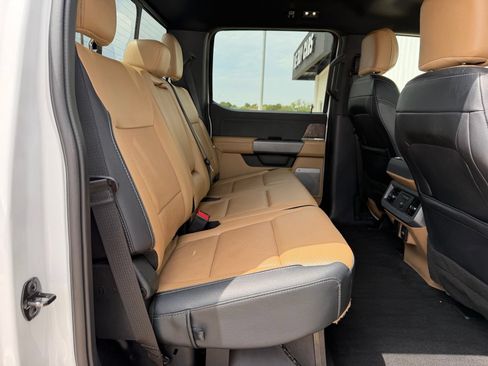 Used 2023 Ford F350 Lariat w/ Lariat Ultimate Package AWD/4WD image 23