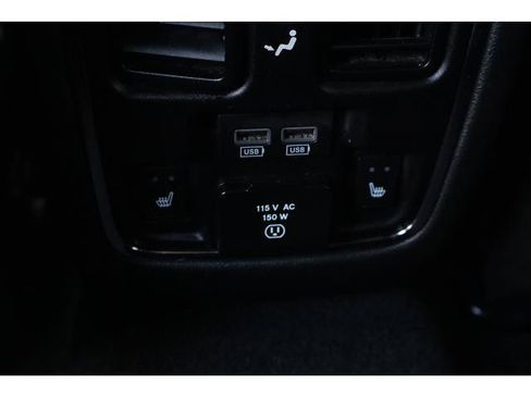Used 2017 Jeep Grand Cherokee Limited AWD/4WD image 10