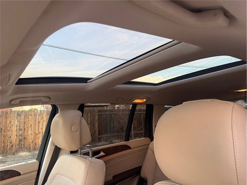 Used 2019 Mercedes-Benz GLS 550 4MATIC image 30