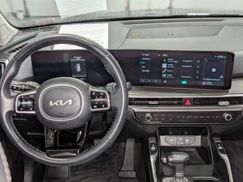 Certified 2025 Kia Sorento X-Line EX AWD/4WD image 5