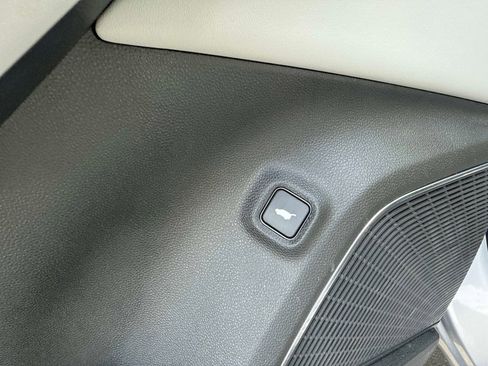 Used 2022 Acura MDX SH-AWD w/ Advance Package image 20