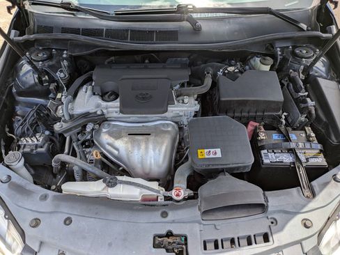 Used 2017 Toyota Camry SE FWD image 8