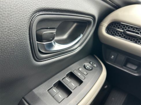 New 2026 Honda HR-V LX image 19