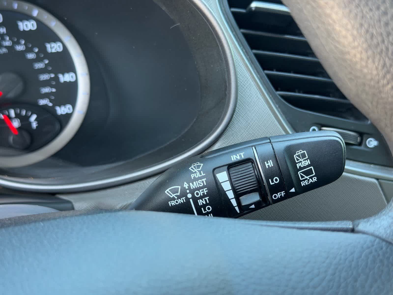Used 2015 Hyundai Santa Fe Sport w/ Option Group 02 FWD image 22