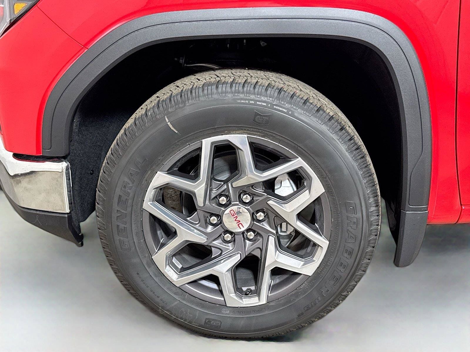 New 2026 GMC Sierra 1500 SLE w/ Preferred Package RWD image 19
