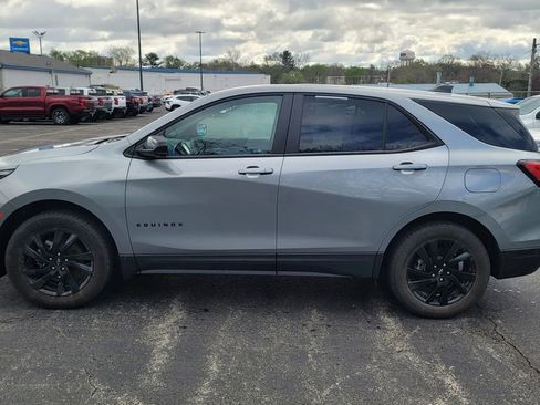 Used 2023 Chevrolet Equinox LS w/ LS Convenience Package AWD/4WD image 3