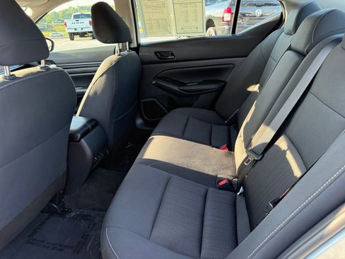 Used 2025 Nissan Altima 2.5 SV image 25