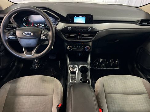 Used 2020 Ford Escape S image 3