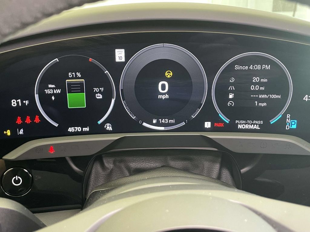 Certified 2025 Porsche Taycan 4S AWD/4WD image 46