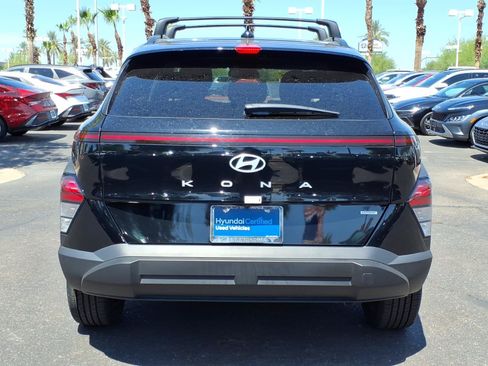 Certified 2025 Hyundai Kona SEL AWD/4WD image 4