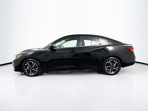 Used 2025 Nissan Sentra SV FWD image 28