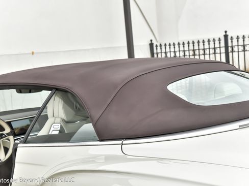 Used 2020 Bentley Continental GT image 19