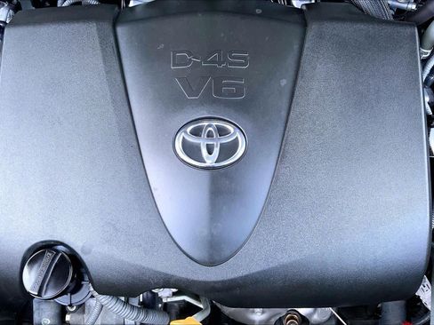 Used 2021 Toyota Highlander Platinum FWD image 32