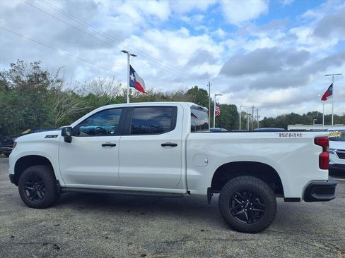 Used 2023 Chevrolet Silverado 1500 Custom Trail Boss w/ LPO, Dark Essentials Package image 24