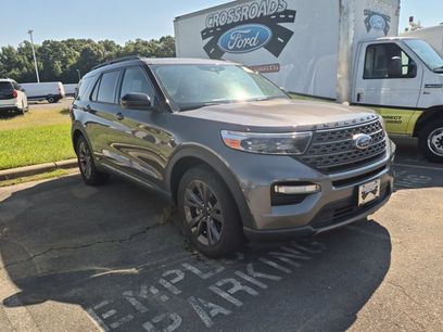 Certified 2023 Ford Explorer XLT w/ Equipment Group 202A