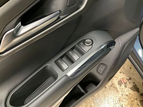 Certified 2026 Chevrolet Traverse LT w/ Driver Confidence Package image 12