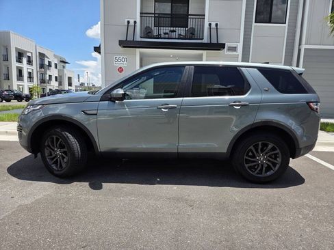Used 2018 Land Rover Discovery Sport SE AWD/4WD image 10