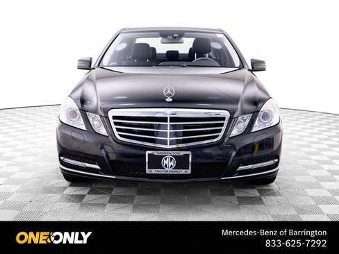 Used 2011 Mercedes-Benz E 550 4MATIC Sedan image 8