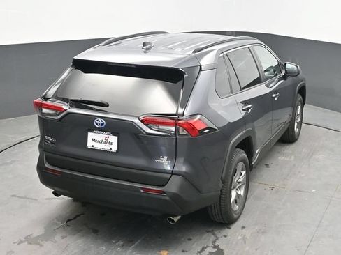 Used 2023 Toyota RAV4 LE AWD/4WD image 31