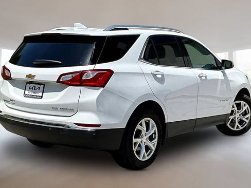 Used 2021 Chevrolet Equinox Premier AWD/4WD image 6