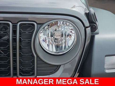 New 2026 Jeep Gladiator Sport AWD/4WD image 32