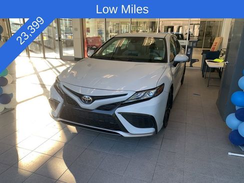 Used 2022 Toyota Camry XSE w/ Cold Weather Package FWD image 2