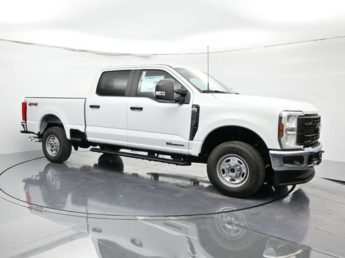 New 2025 Ford F250 XL w/ XL Chrome Package image 3
