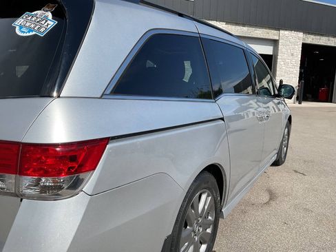 Used 2014 Honda Odyssey Touring Elite image 8