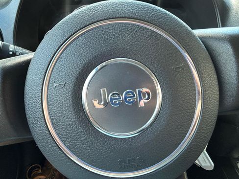 Used 2014 Jeep Compass 4WD image 20
