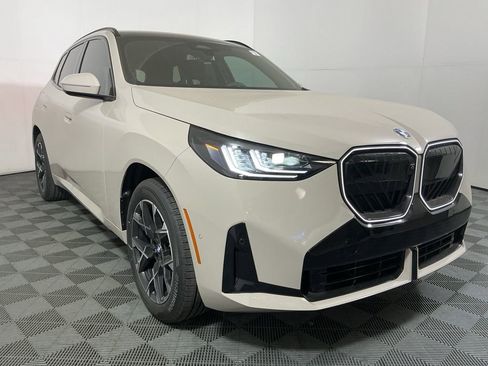 New 2026 BMW X3 xDrive30 w/ Premium Package AWD/4WD image 3