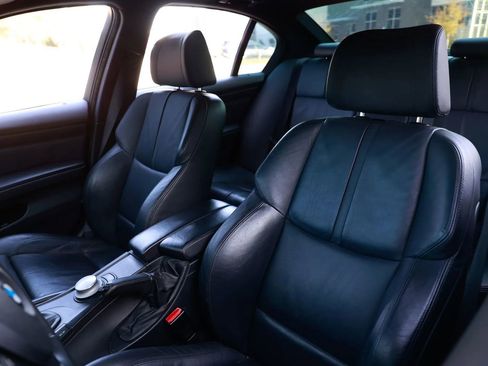 Used 2008 BMW M3 Sedan image 12