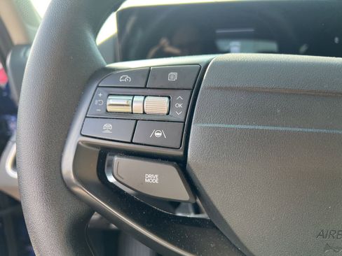 Used 2025 Kia K4 LXS image 13